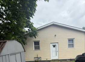 204 1/2 E Sheen Ave #NA - Photo 1 of 1