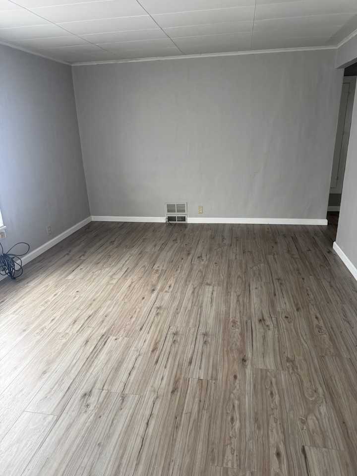 204 1/2 E Sheen Ave #NA - Photo 2 of 12