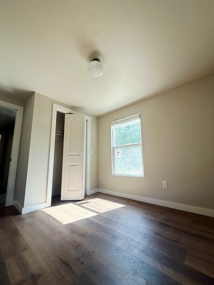 10 Hurford Ave #NA - Photo 7 of 20