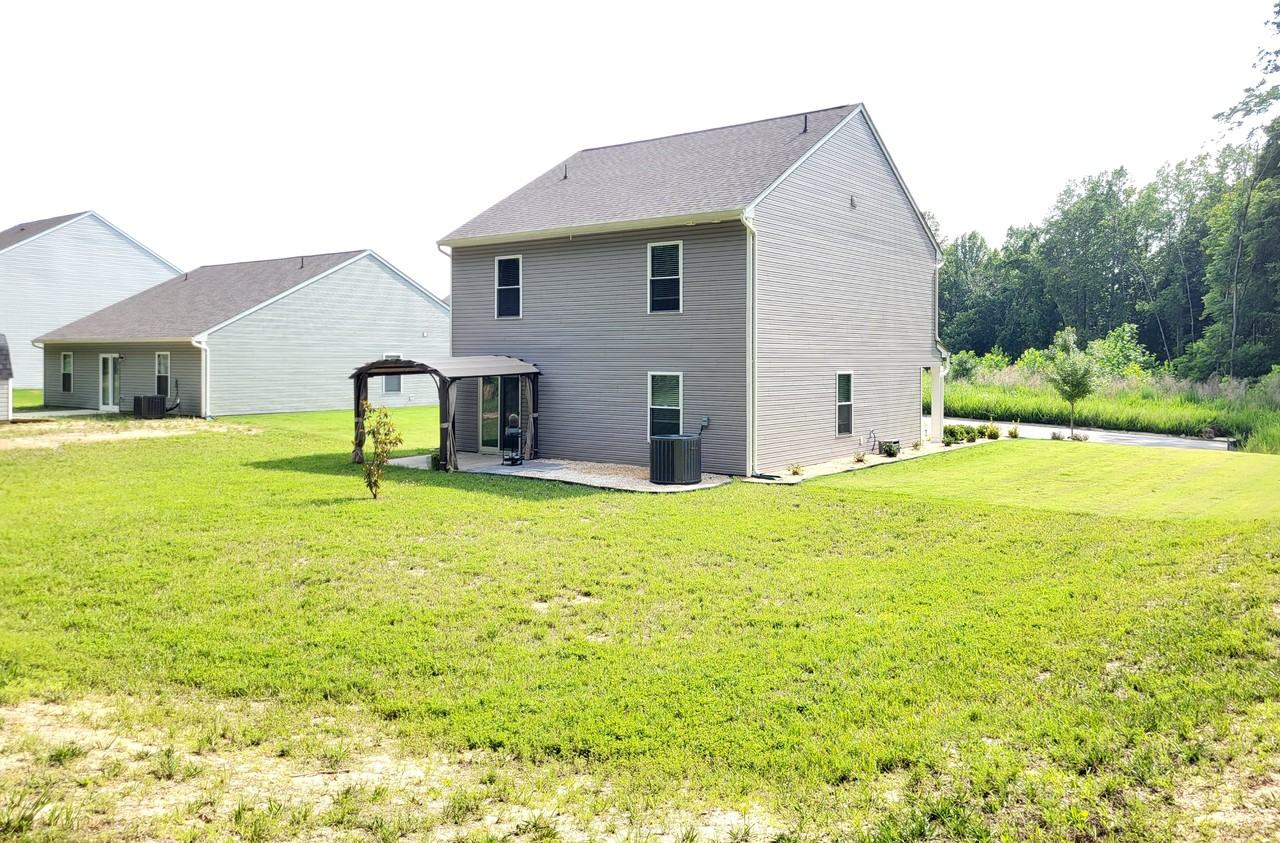 2814 Meadow View Blvd #NA - Photo 3 of 38