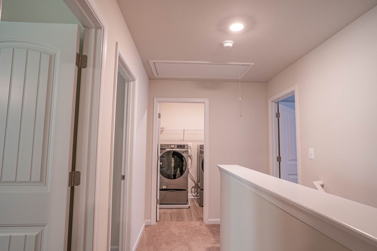 2814 Meadow View Blvd #NA - Photo 6 of 38