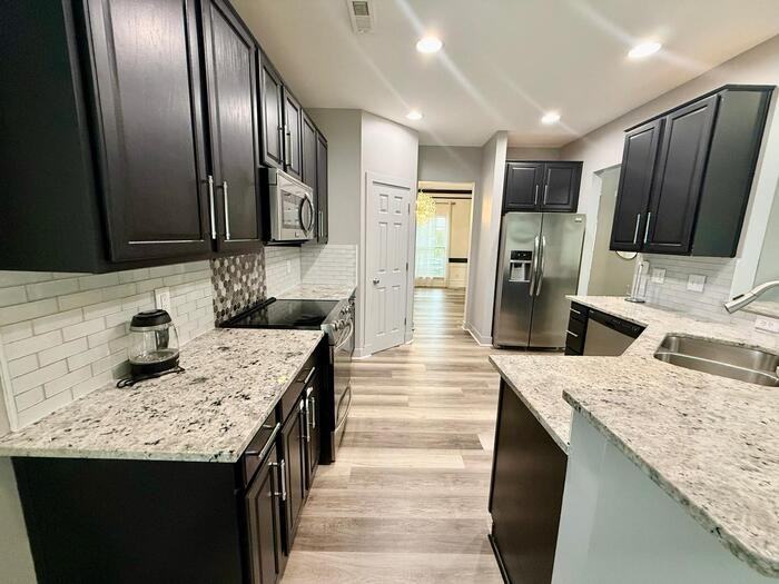 13141 Wilburn Park Ln - Photo 6 of 27