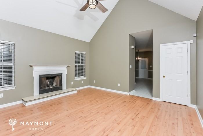 141 Parklane Pl - Photo 5 of 15
