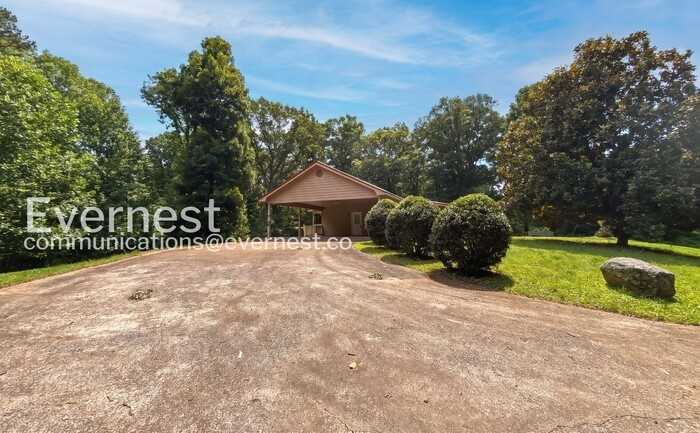 466 Hays Hollow Rd - Photo 2 of 30