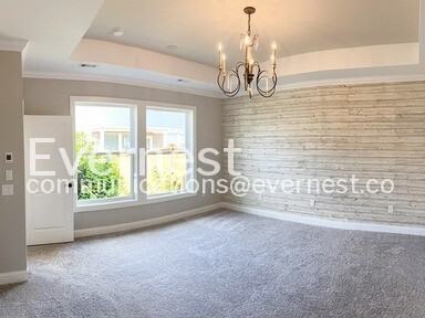 252 Tanglewood Ln - Photo 4 of 20
