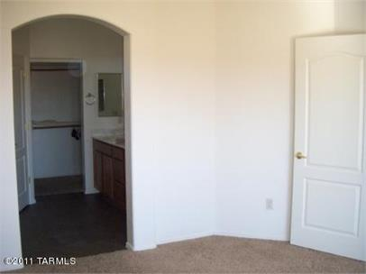 571 W Calle Paso Suave - Photo 3 of 10