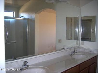 571 W Calle Paso Suave - Photo 5 of 10