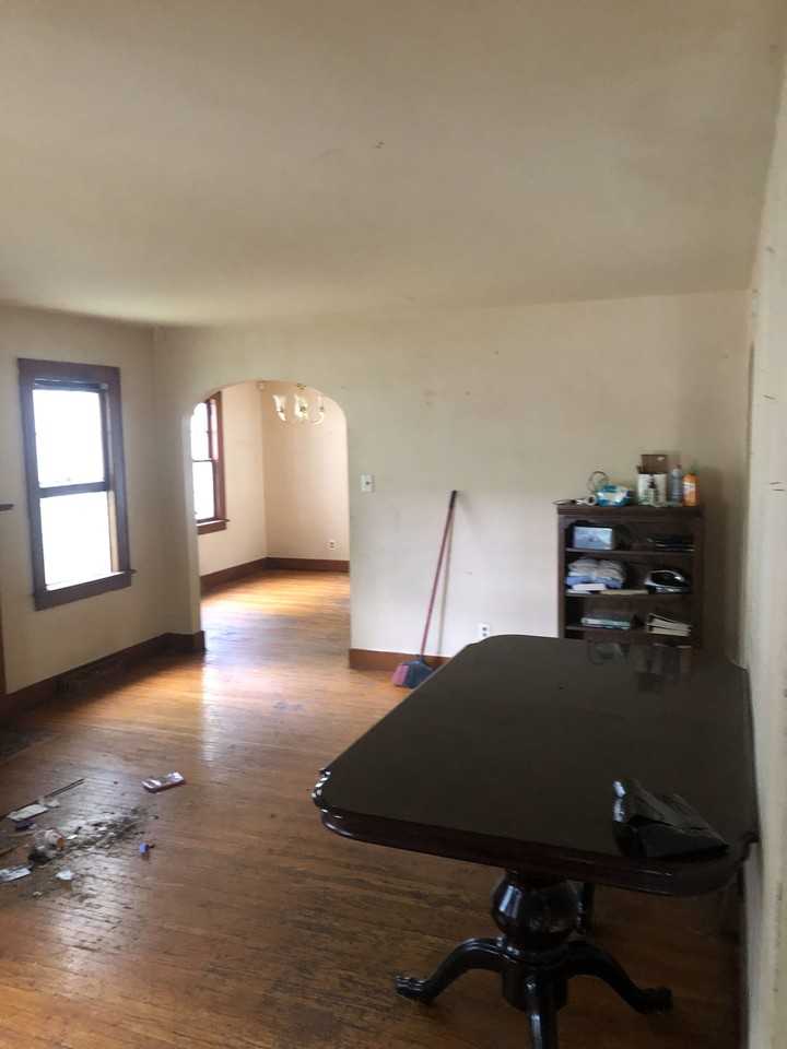 1073 W Packard St #NA - Photo 6 of 11