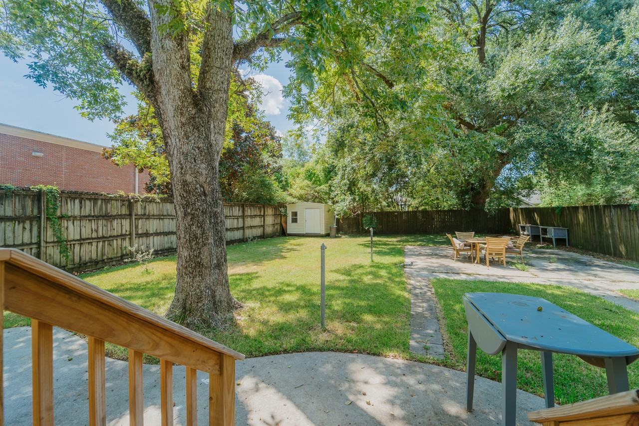 2561 Woodruff St #NA - Photo 3 of 13