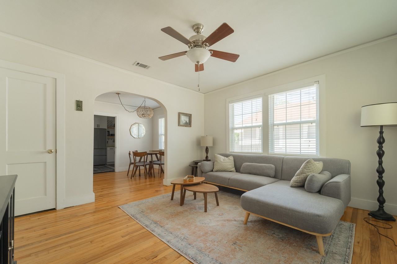 2561 Woodruff St #NA - Photo 4 of 13