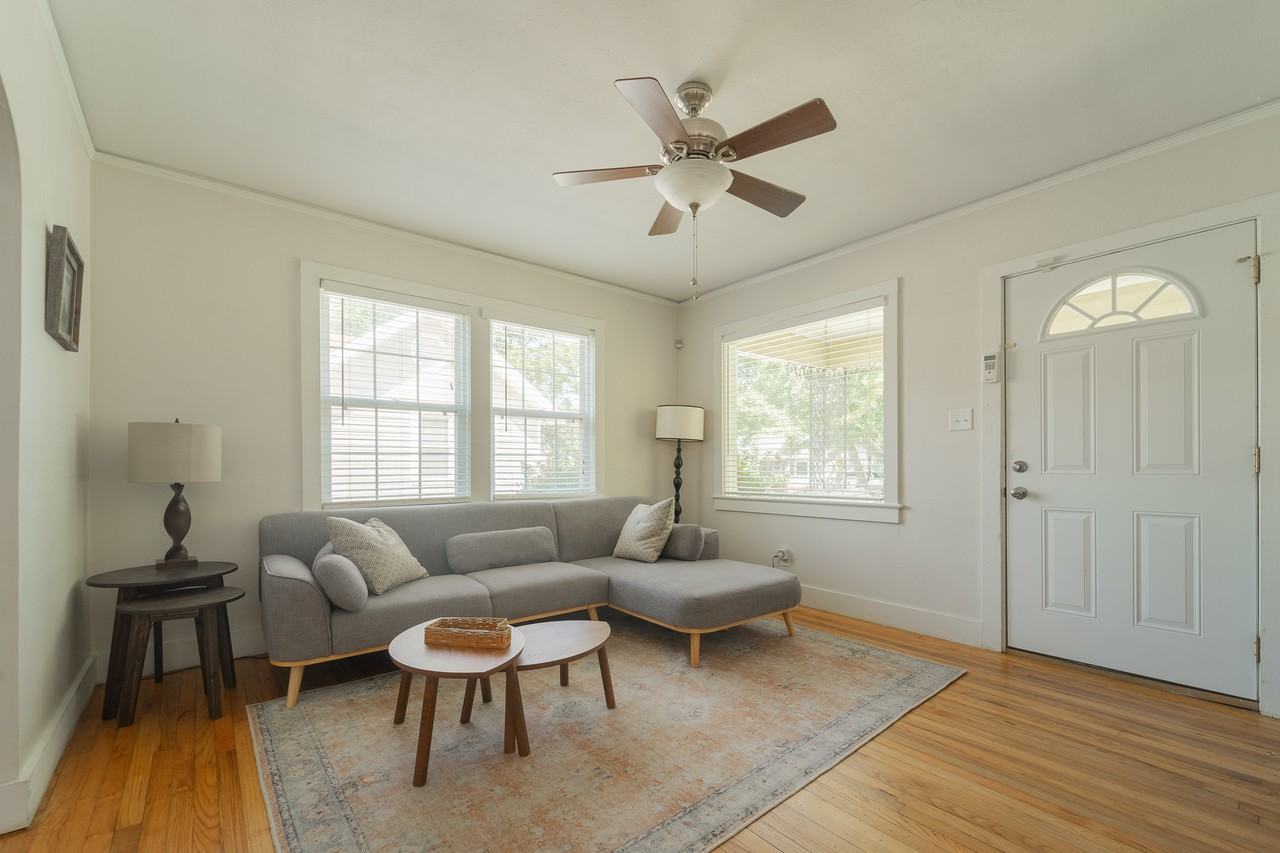 2561 Woodruff St #NA - Photo 5 of 13