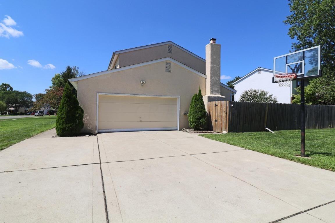 281 Parkview Dr #NA - Photo 3 of 17