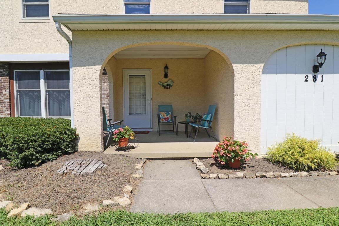 281 Parkview Dr #NA - Photo 4 of 17