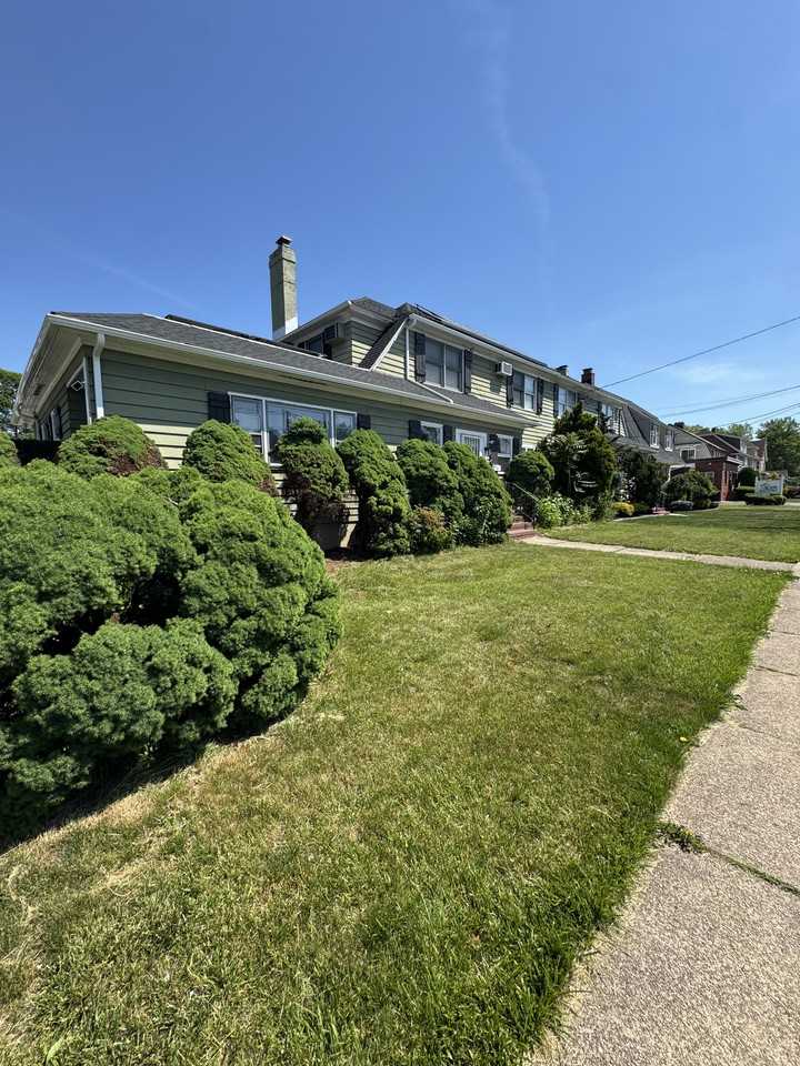 725 Westfield Ave #1