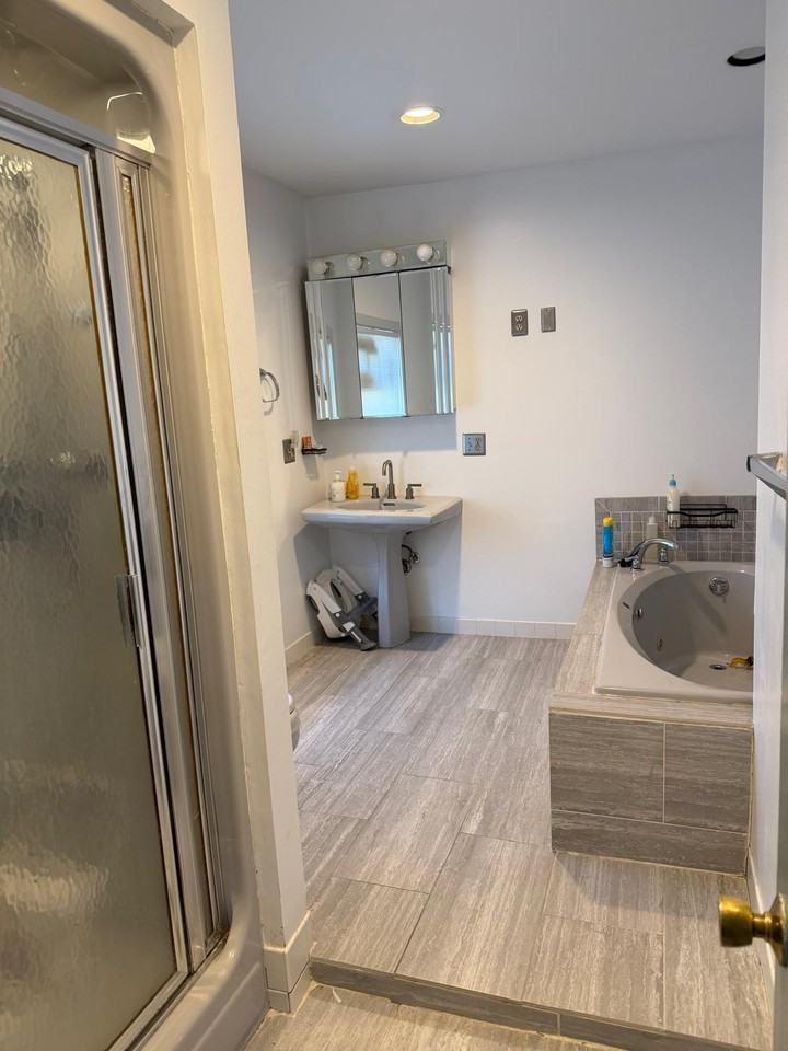 725 Westfield Ave #1 - Photo 5 of 15
