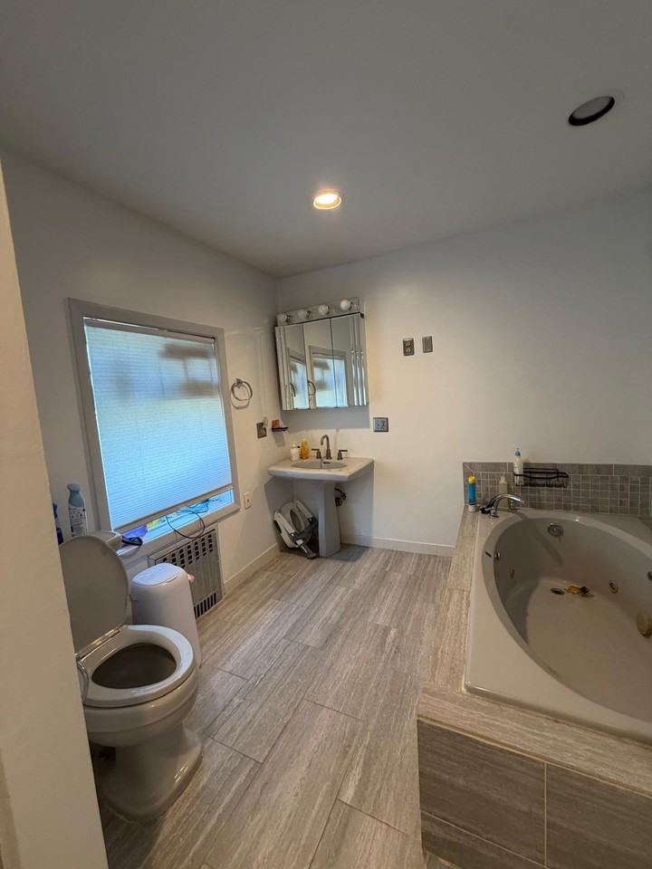 725 Westfield Ave #1 - Photo 6 of 15