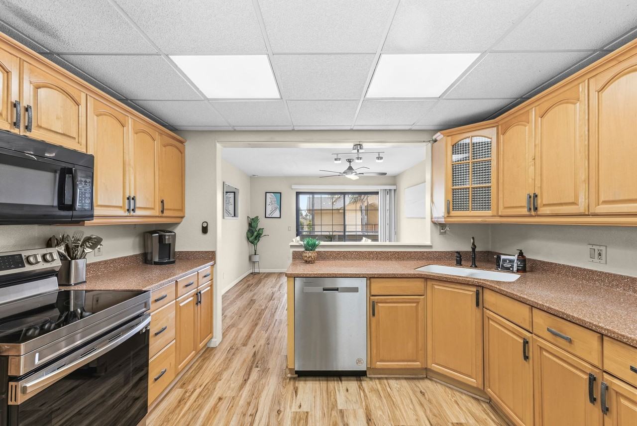 270 Dahlia Ave #23 - Photo 4 of 46