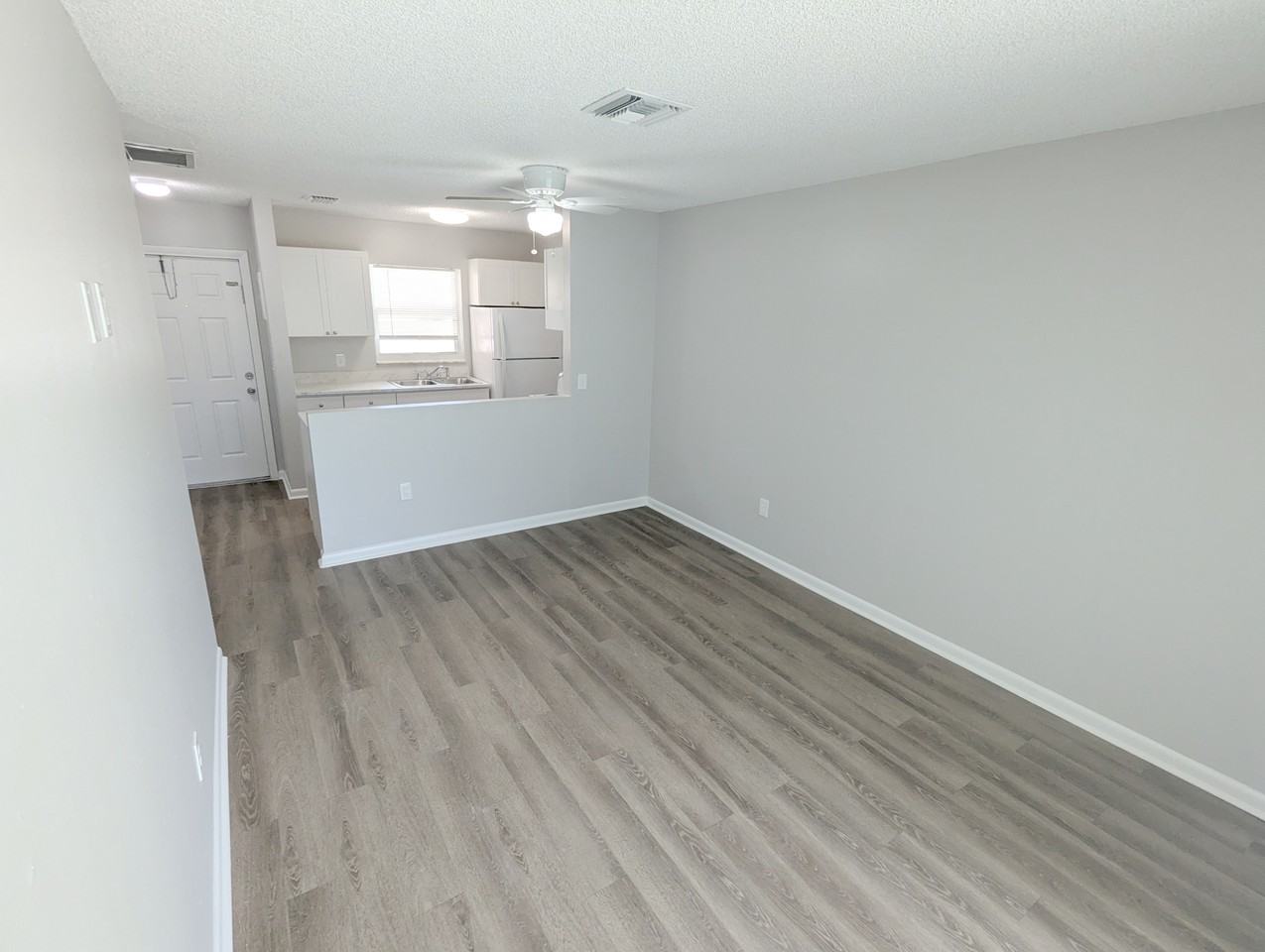 3031 Springfield Ln #3035 - Photo 6 of 16