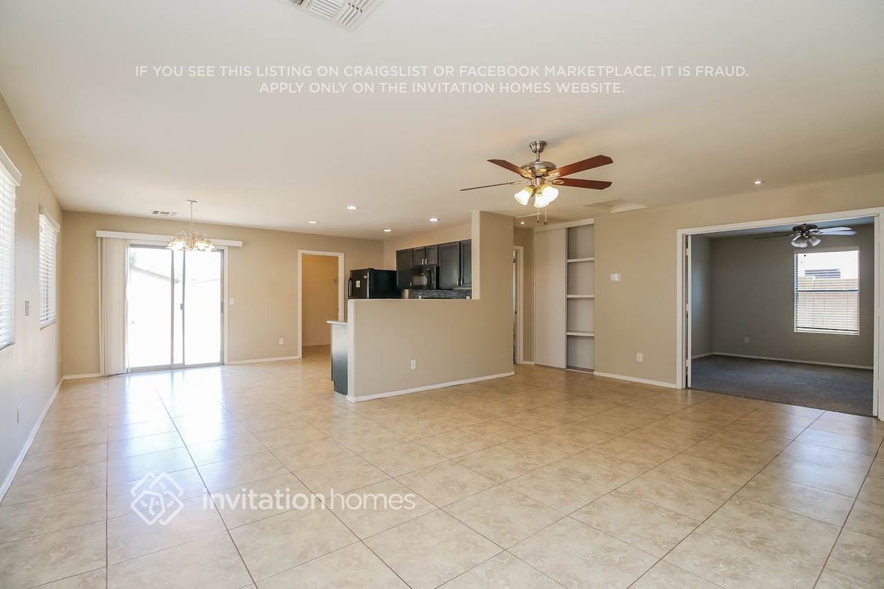 1102 E Dust Devil Dr - Photo 5 of 17