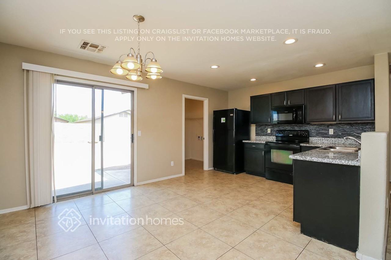1102 E Dust Devil Dr - Photo 6 of 17