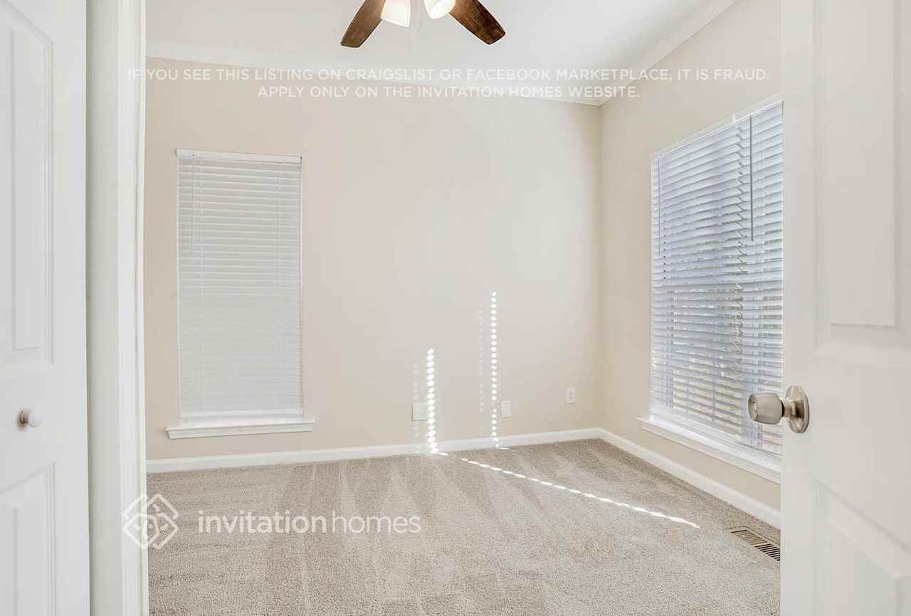 7144 Stonebrook Cir - Photo 5 of 27