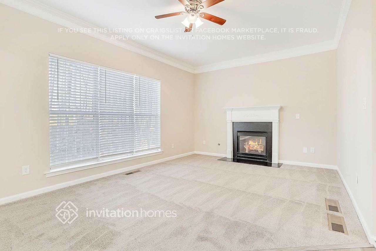 7144 Stonebrook Cir - Photo 7 of 26