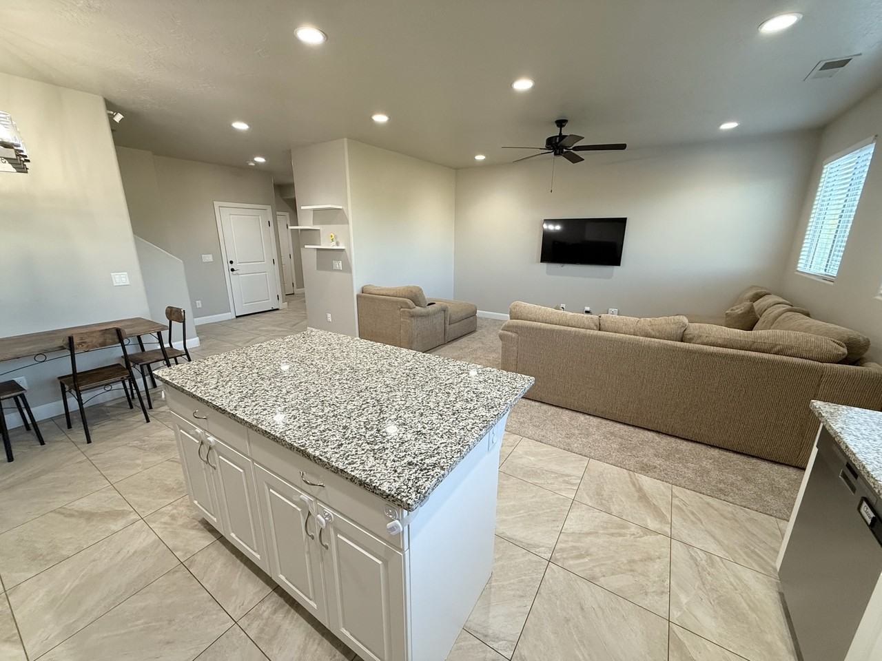 355 Ws #109 - Photo 2 of 17
