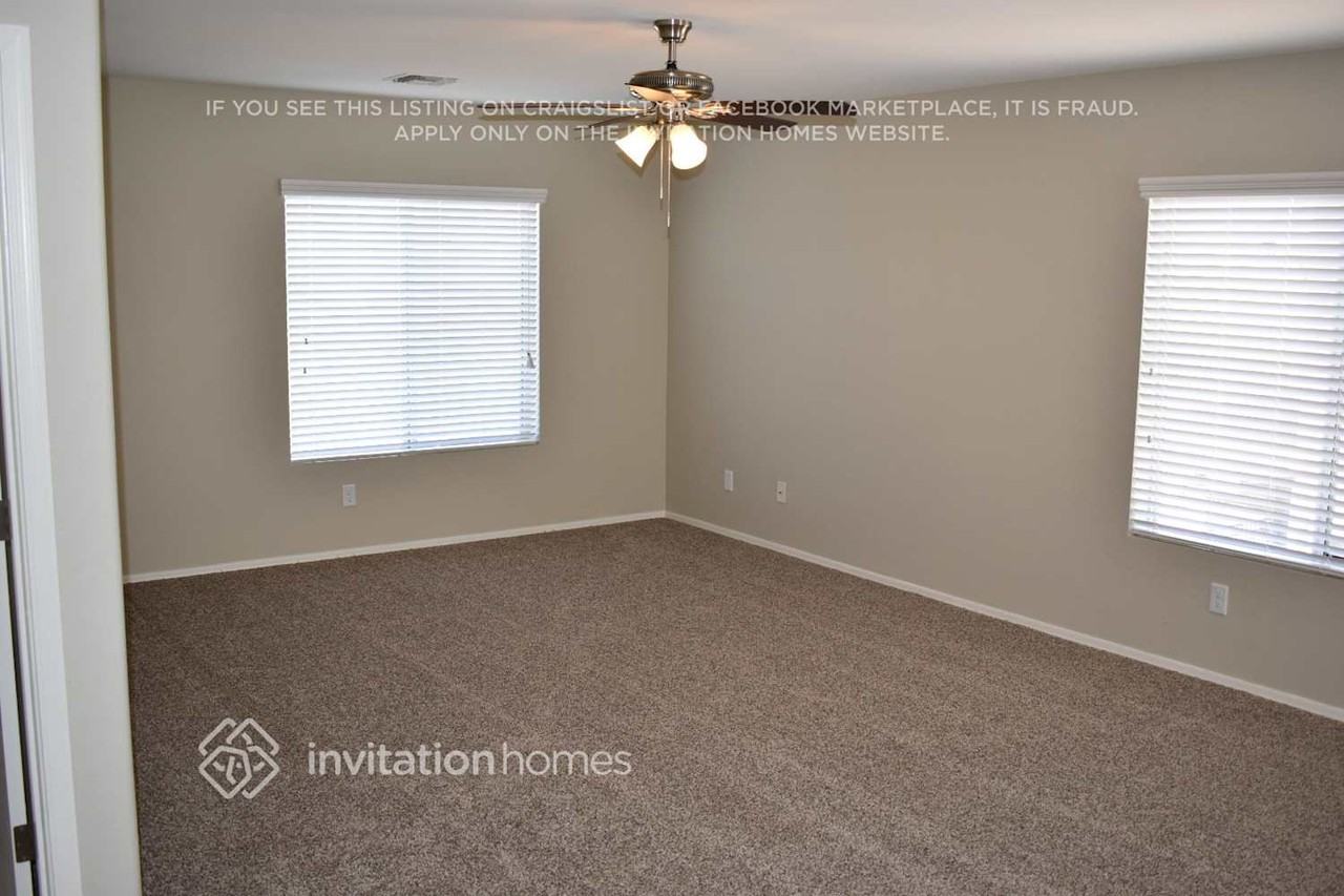 186 N 224th Ln - Photo 7 of 10
