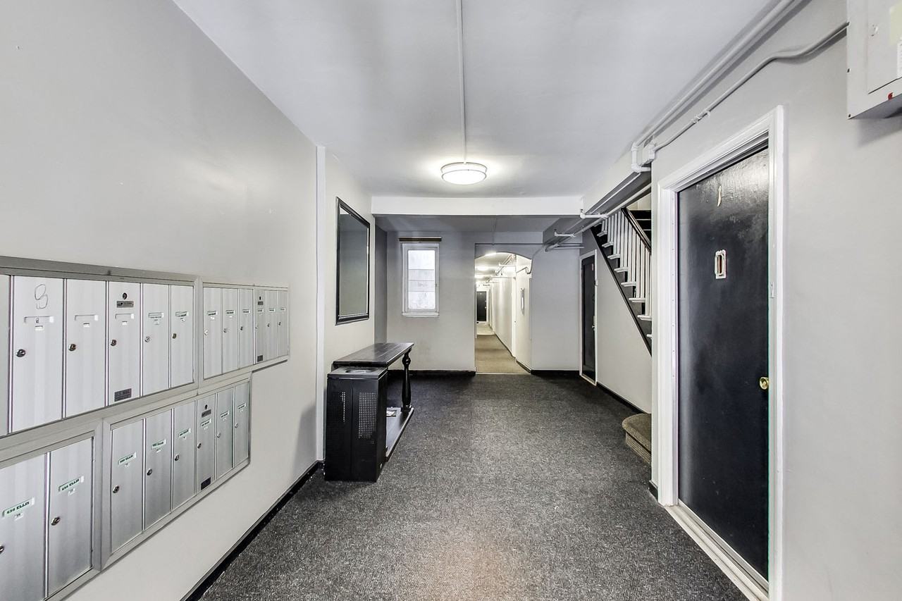 650 Ellis - Photo 3 of 23