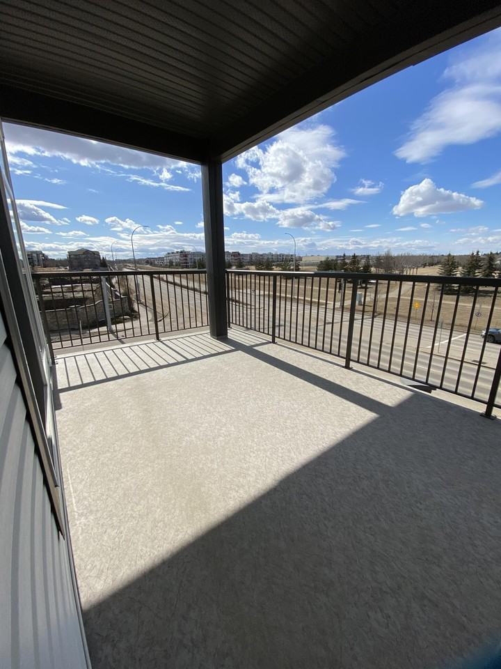 Vantage at Callaghan - Photo 4 of 11