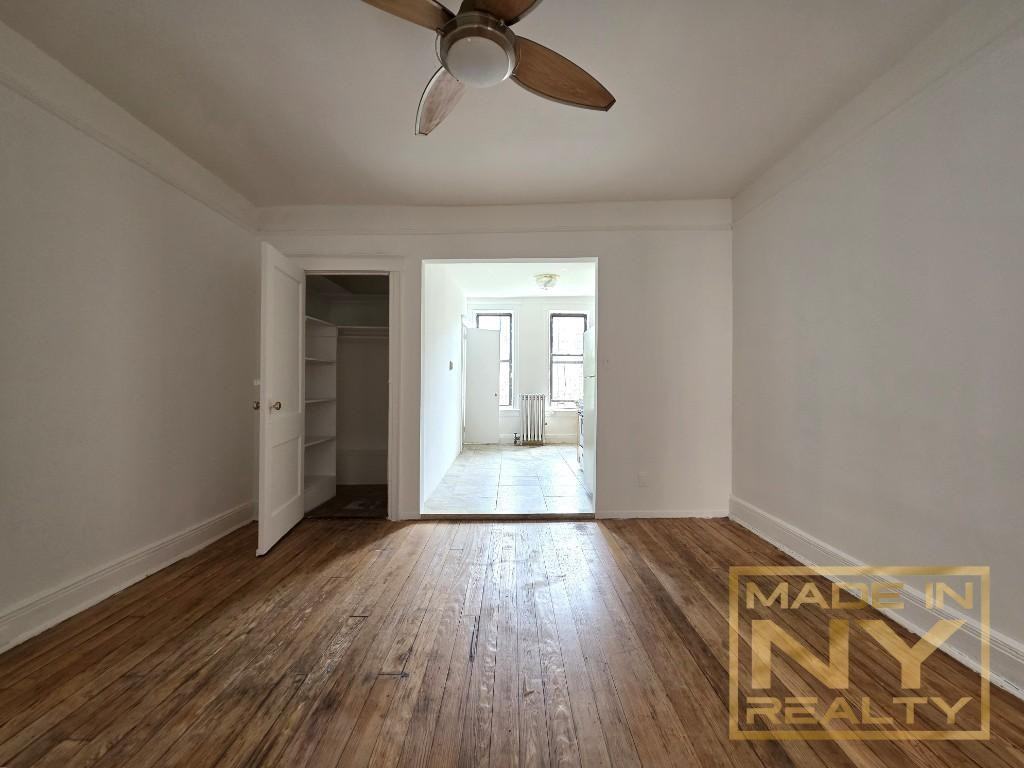 8604 96th St #H9 - Photo 4 of 7