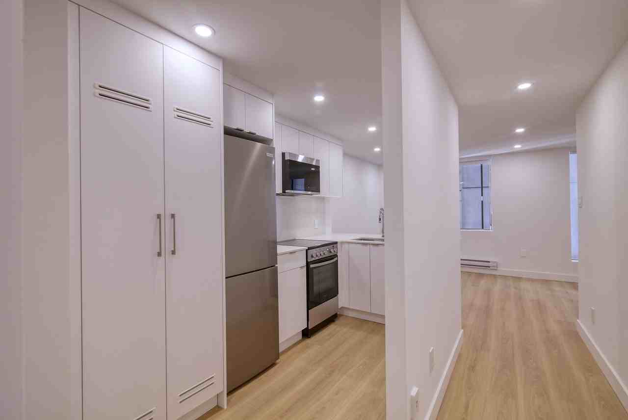 2285 Saint-Mathieu Street - Photo 6 of 50