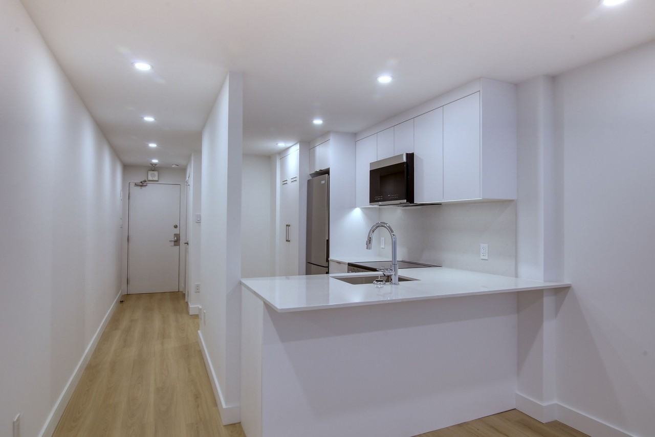 2285 Rue Saint-Mathieu — photo 1