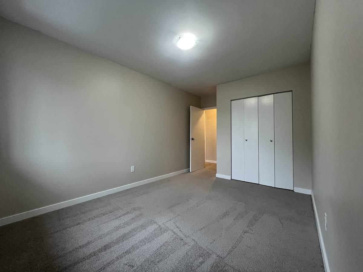 Braemar Court - Photo 3 of 22