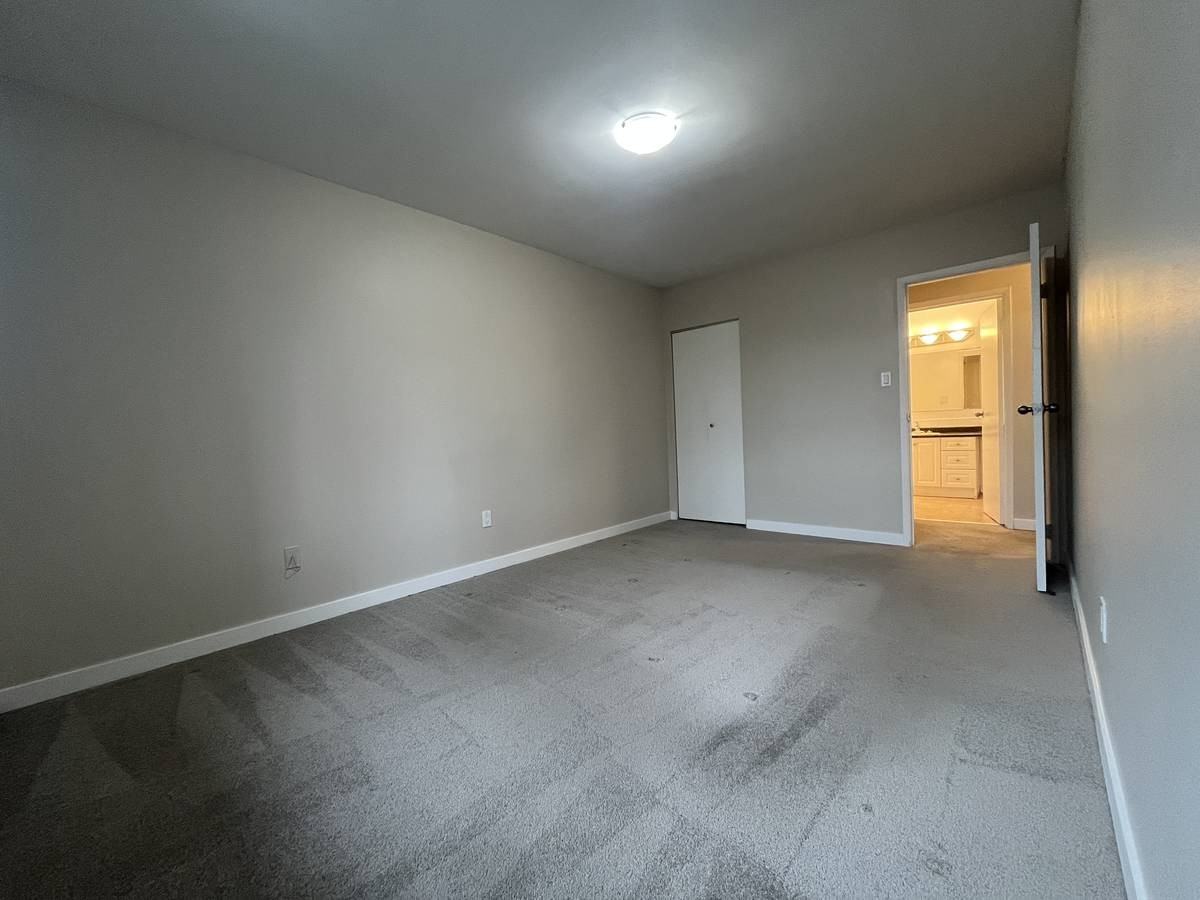 Braemar Court - Photo 4 of 22