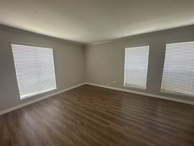2825 Bellefontaine 115A - Photo 1 of 1