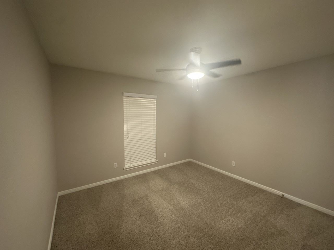 2825 Bellefontaine 115A - Photo 6 of 22