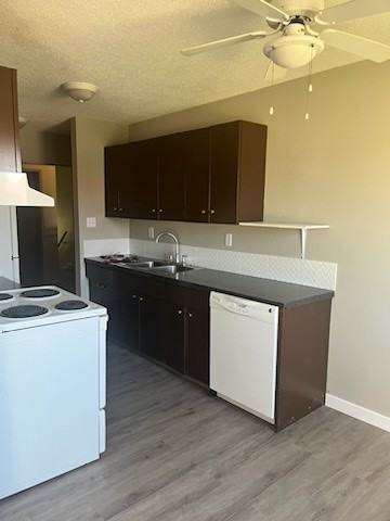 Camelot Place - Photo 2 of 6