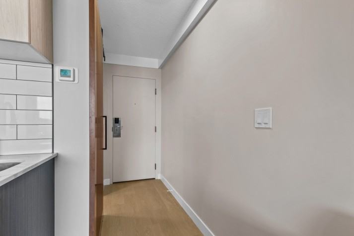 Utilities Included! Penthouse Bachelor Suites! - Photo 6 of 21