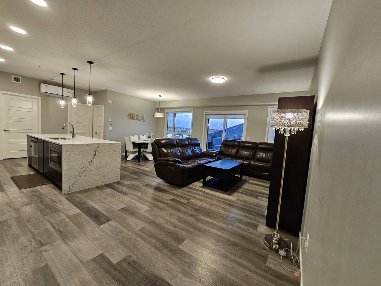 33 05-33 Carringham Gate Nw - Photo 5 of 23