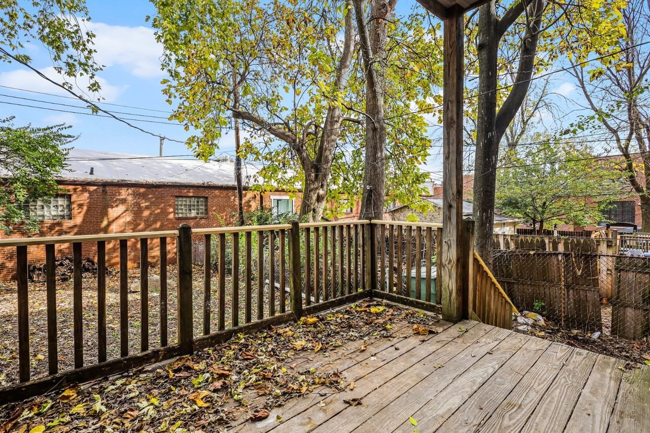 1309 Shenandoah Ave - Photo 3 of 5