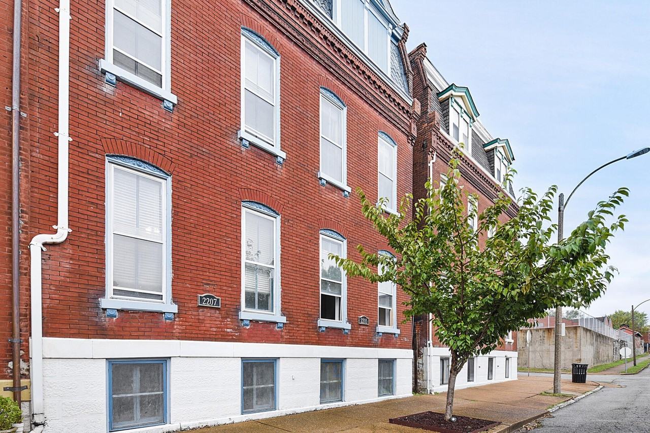 2205-2207 South 11th Street - Photo 2 of 2