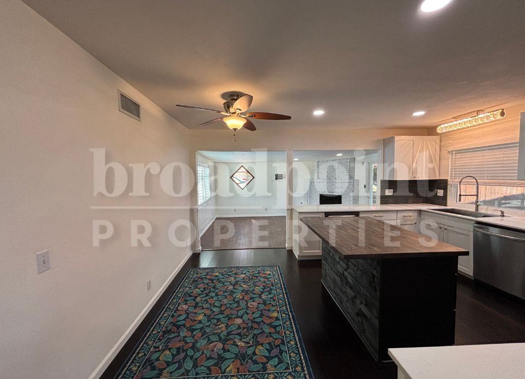 1515 Kent Ave #1 - Photo 5 of 19