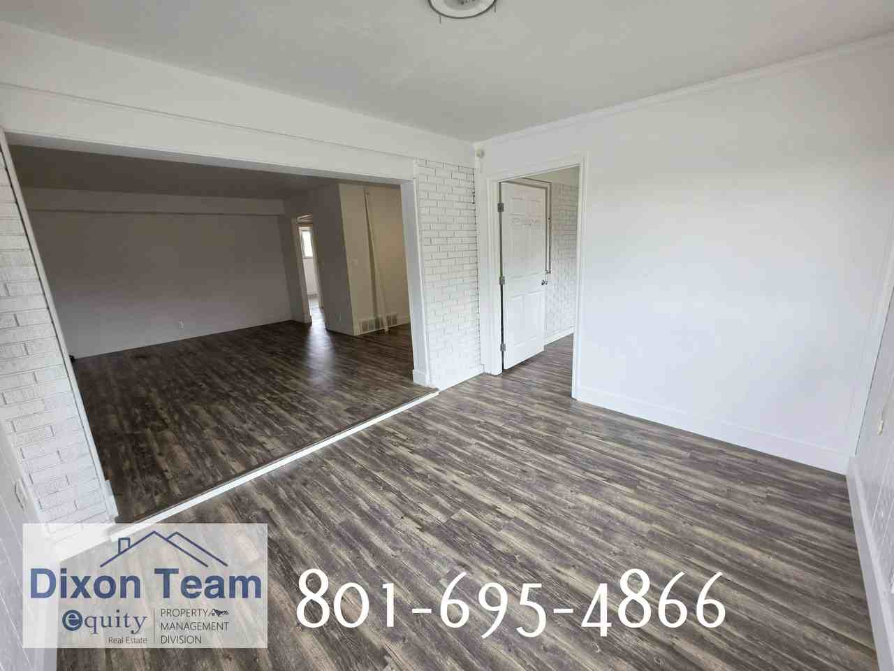 2327 Chateau Dr #1 - Photo 5 of 15