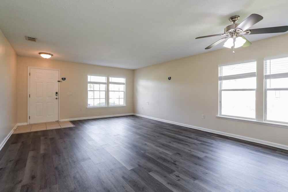12613 Wooded Bluff Ct - Photo 4 of 16