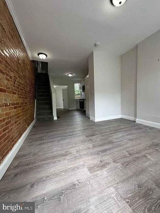 3205 Latona St - Photo 2 of 14