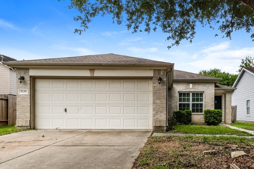 8138 Sanders Glen Ln