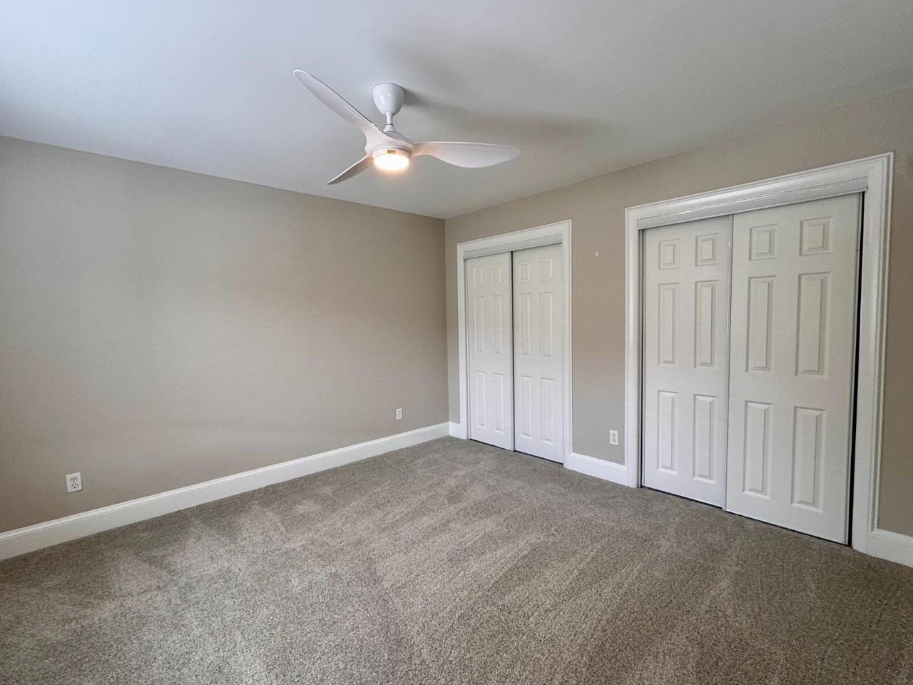 2204 Stafford Ave - Photo 5 of 11