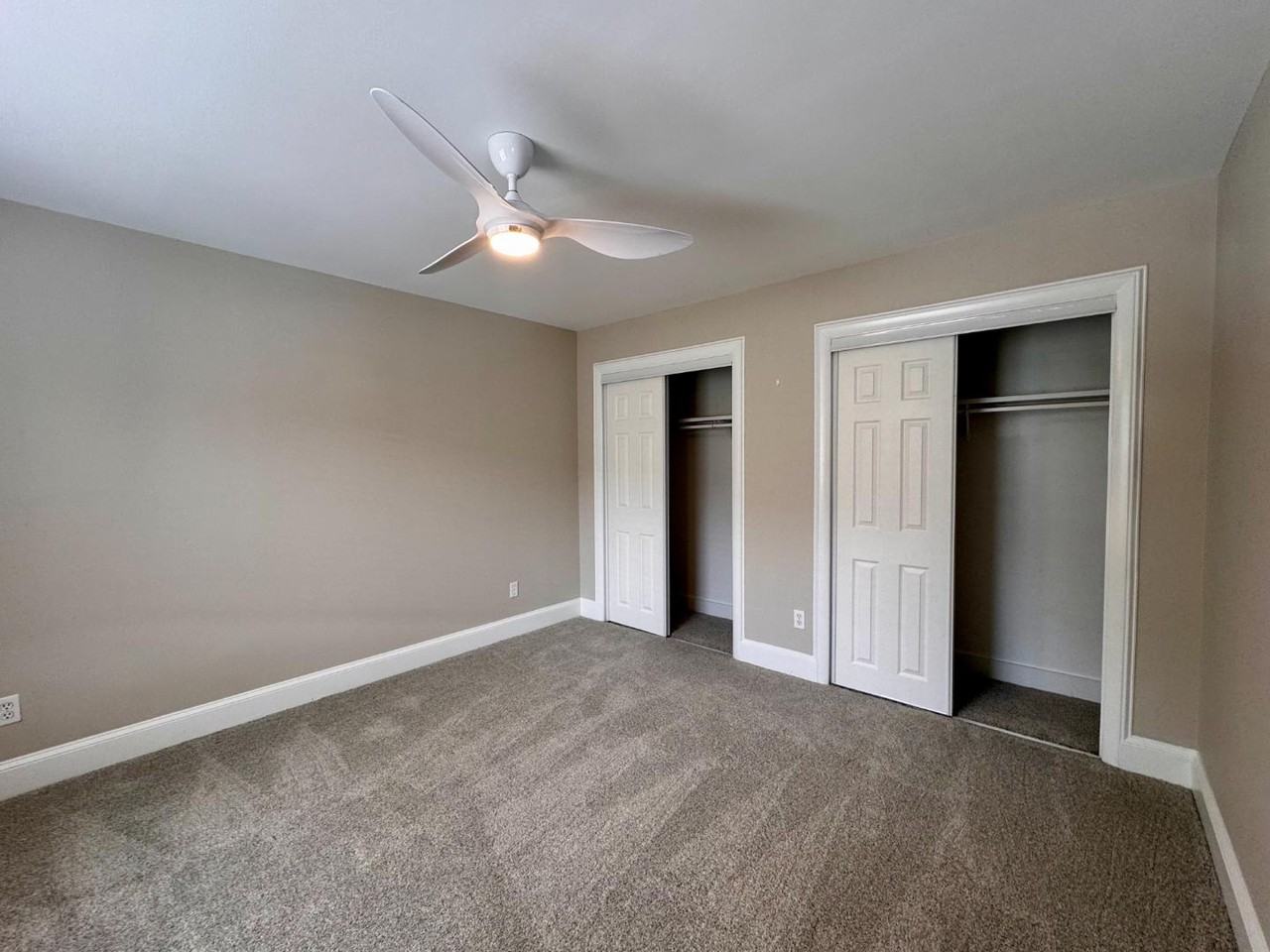 2204 Stafford Ave - Photo 6 of 11
