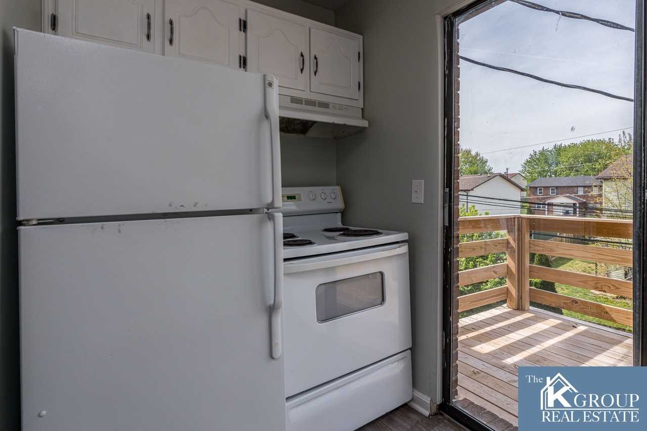2845 Frontier Ct - Photo 4 of 17